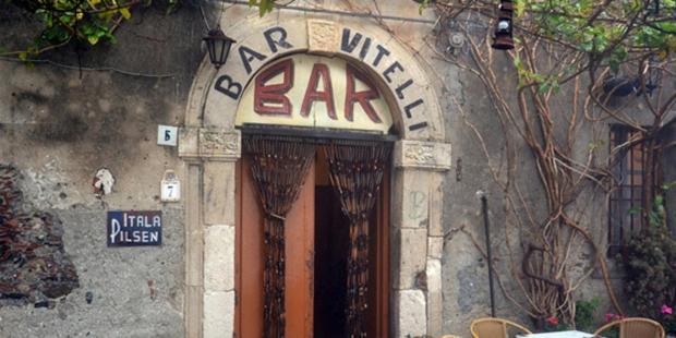 Diego'S Aci Castello Exterior photo